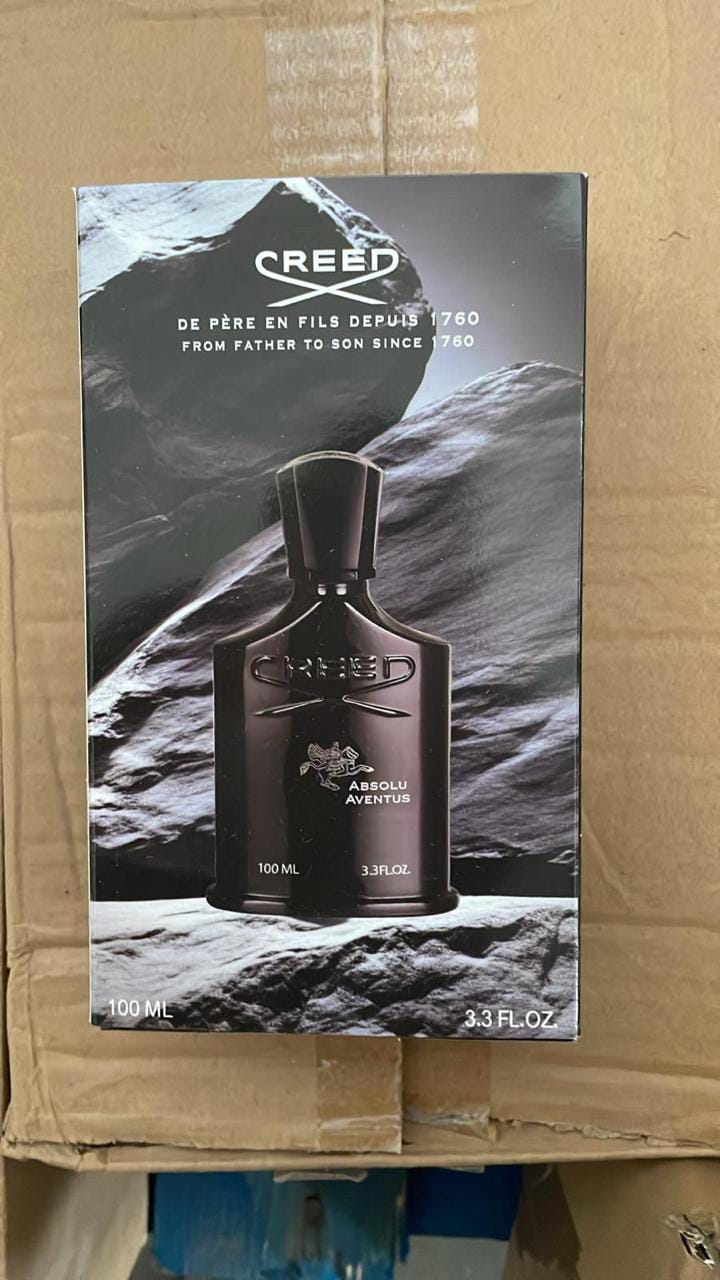 Creed Aventus for Men Eau de Parfum Spray 3.3 fl oz / 100ml
