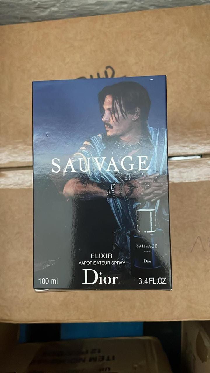 Dior Sauvage Parfum Spray for Men 3.4 oz / 100ml